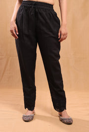 Jiya Straight Fit Pant